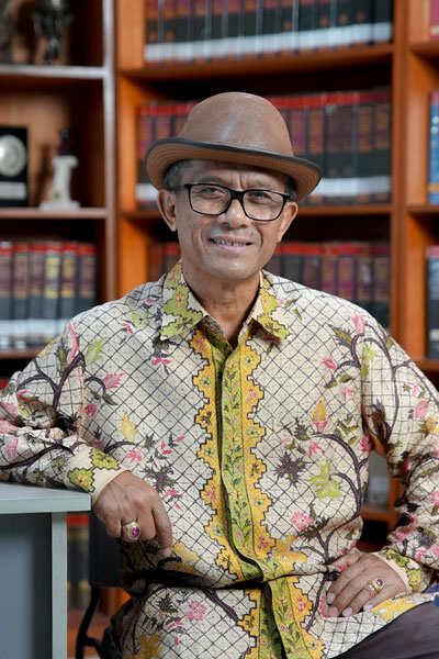 Liona Nanang Supriatna